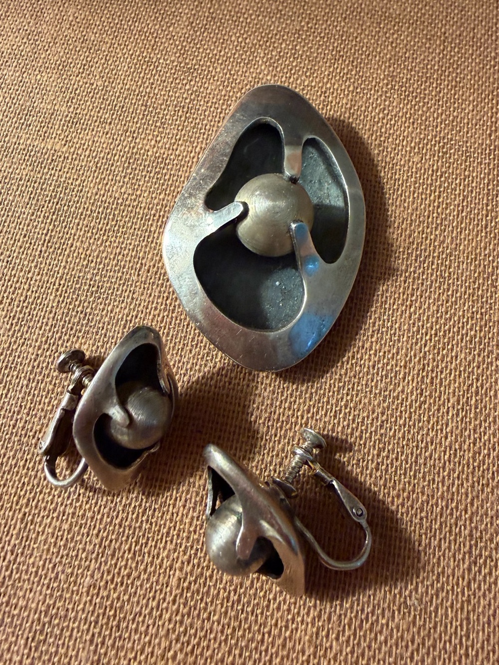 Sigi Pineda Sterling Abstract Orb Brooch and Clip-On Earrings Set - VTG